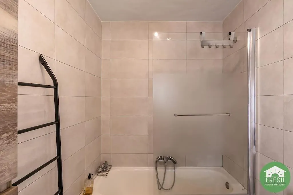 Town House With Roof Terrace In Heart Of Vinuela Apartment Spain